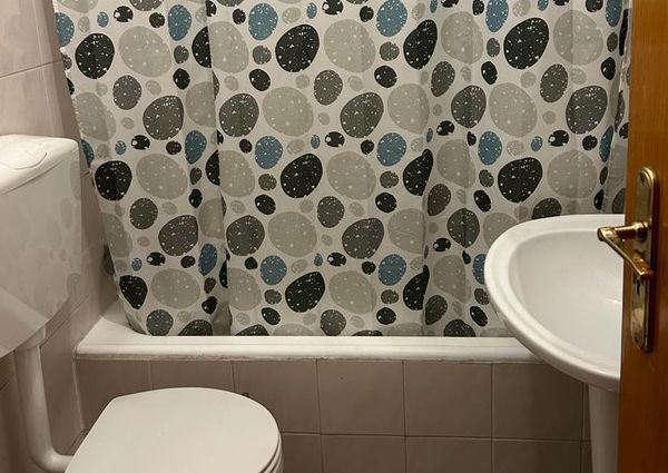 Arrendo quarto em Alges