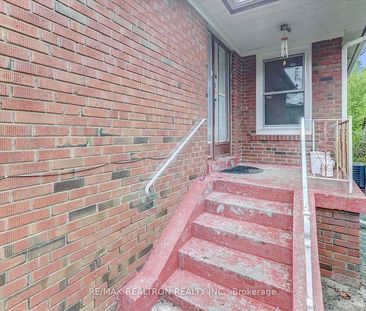 For Lease - 110 Ellendale Drive Unit# Main, Toronto, Ontario - Photo 5