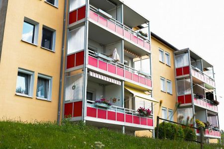 neu sanierte 3-Raumwohnung mit Balkon in ruhiger Lage ab Frühjahr 2026 - Photo 2