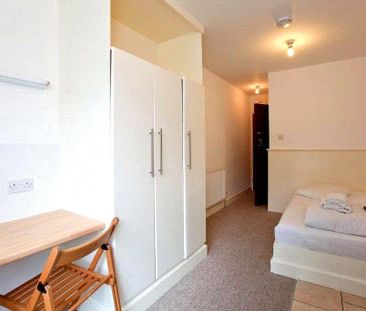 Belsize Square, Belsize Park, London - Photo 4