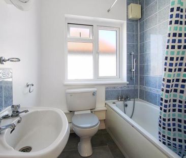 2 bedroom property to rent - Photo 4