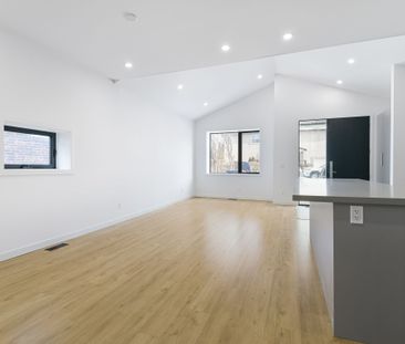For Lease - 506 Scarborough Road Unit# MAIN FLOOR, Toronto, Ontario - Photo 1