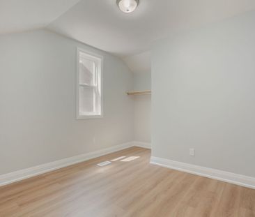 For Lease - 19 D'arcy Street, Toronto, Ontario - Photo 2