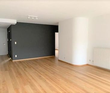 Appartement te huur - Photo 1