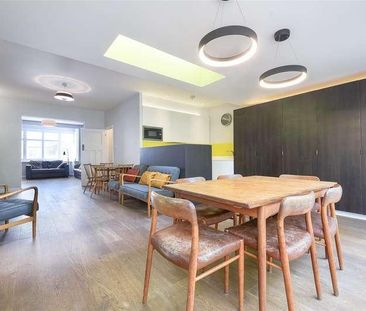 Fairway, Raynes, SW20 - Photo 3