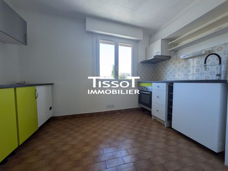 Location Appartement 4 pièces 77m² NIMES 30000 - Photo 4