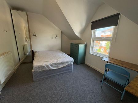 1 bedroom property to rent - Photo 4