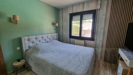 Location Maison 4 pièces 127m² TEYRAN 34820 - Photo 4
