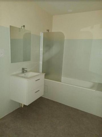 Location appartement t2 66 m² à Villefranche-de-Rouergue (12200) - Photo 4