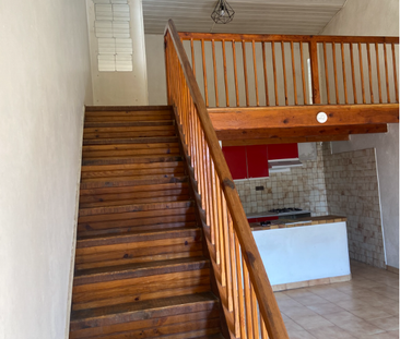 Location Appartement 1 pièce 40m² CABRIES 13480 - Photo 3