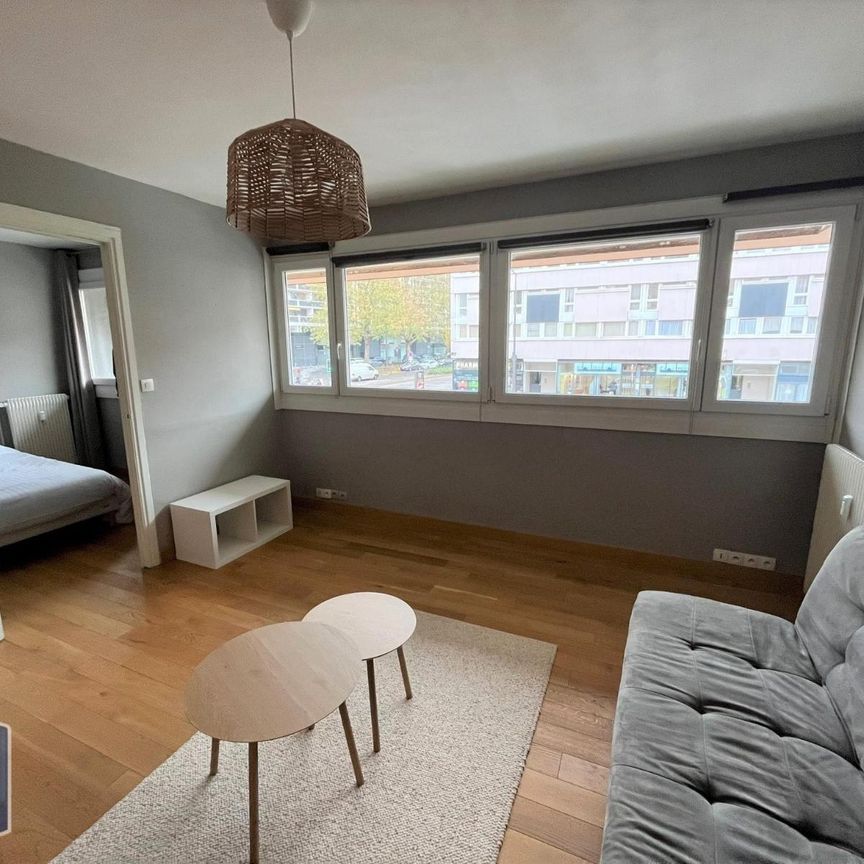 Location Appartement 2 pièces 38m² LILLE 59800 - Photo 1