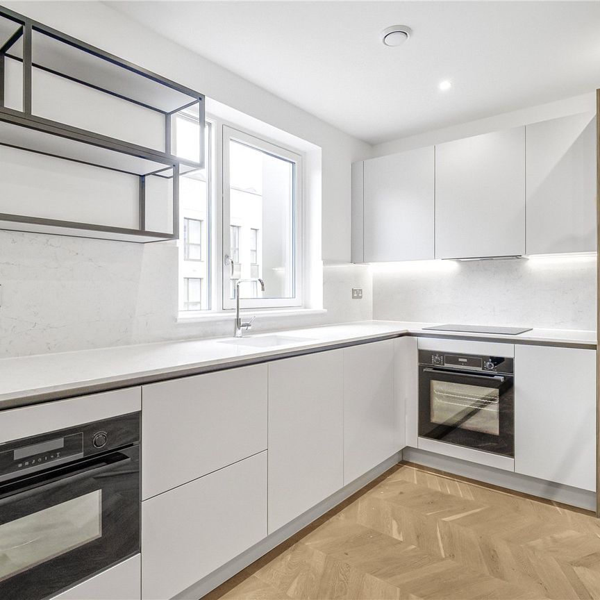 Baldwin Lane, London, SE3 9AY - Photo 1