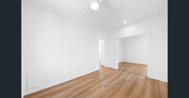 Renovated Home - ready for Christmas! - Photo 1