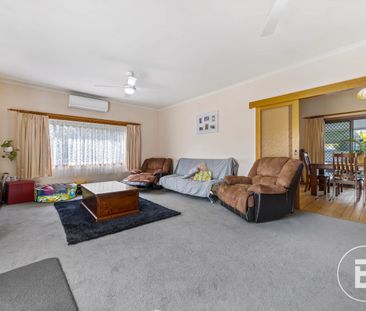 Quality Location - 4 Bedroom Home - Photo 3