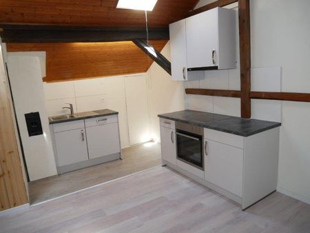 Renovierte 2-Zimmer-Dachwohnung– sofort verfügbar - Photo 3