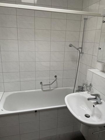 Schöne 2-Z'Wohnung mit Balkon an zentraler Lage - Foto 4