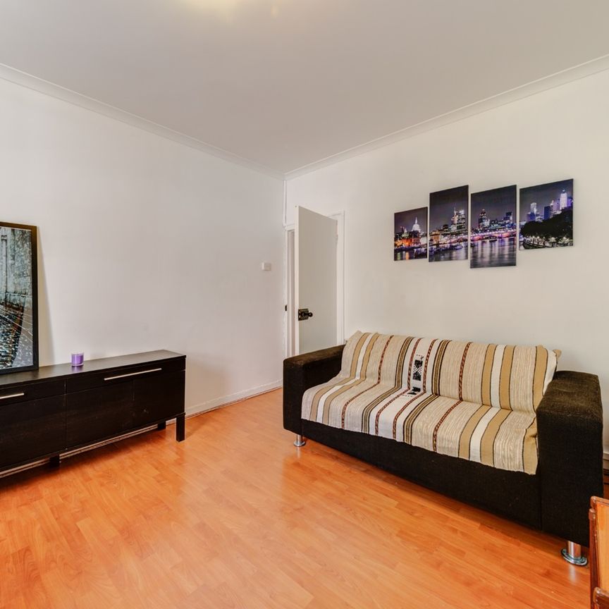 1 Bed Flat, Matilda House, E1W - Photo 1