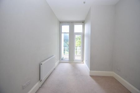 3 bedroom apartment to rent - Photo 5