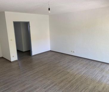 Gepflegte 1,5-Zimmer-Wohnung mit Balkon und EBK in Neckarsulm - Photo 1