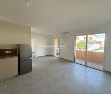 Location Appartement 2 pièces 45m² SARRIANS 84260 - Photo 1
