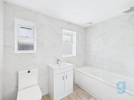3 Bed End Terrace, Pinehurst Avenue, L4 - Photo 5
