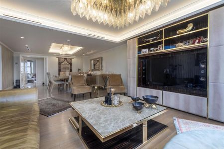 4 bedroom flat to rent - Photo 3