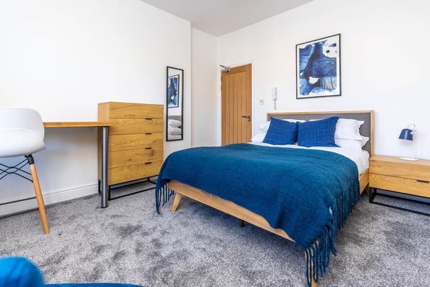 1 bedroom in a house share to rent - Photo 1