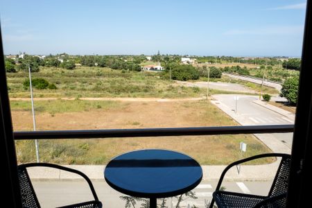 Apartamento T2 disponível para arrendamentos de Inverno localizado em Luz de Tavira. - Photo 3
