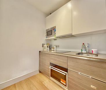 Studio to rent - Photo 3