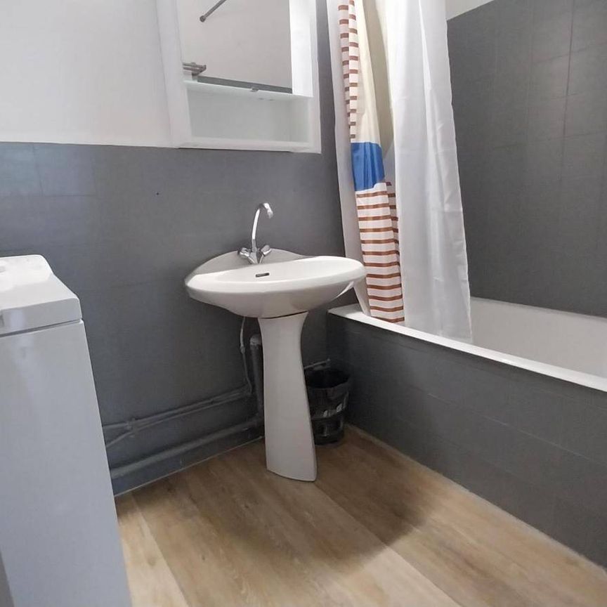 Location appartement 1 pièce 28.92 m² à Gaillard (74240) 5 - Photo 1