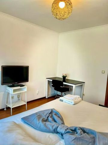 Rua Fernando Pessoa, Vila Nova de Gaia, Porto 4400 - Photo 3