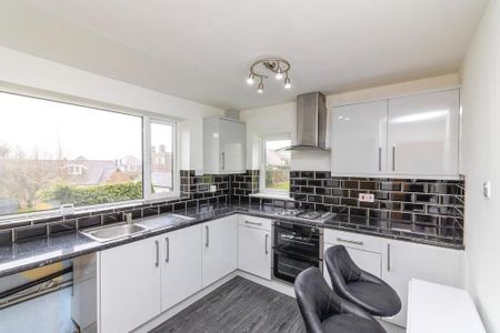 2 bedroom apartment to rent - Photo 4