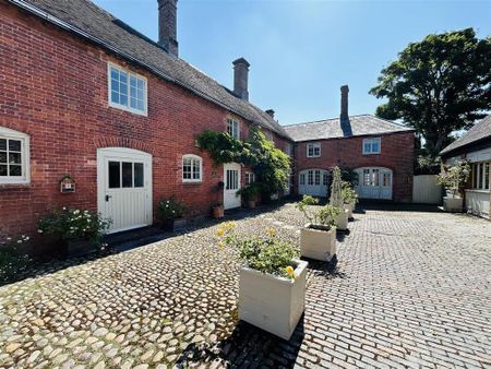 2 bedroom barn conversion to rent - Photo 3