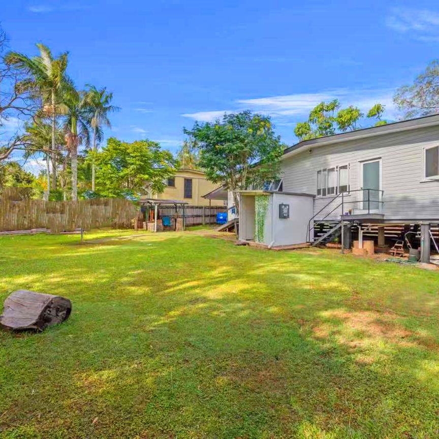 16 Welbeck St, Logan Central QLD 4114 - House For Rent | Domain - Photo 1