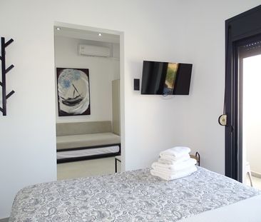 APARTMENT 38 SQ.M. FURNISHED RENOVATED AND IN A CENTRAL POINT IN LO... - Photo 6