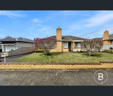 30 Margaret Street, Wendouree, Vic 3355 - Photo 3