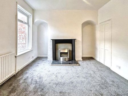 3 bed terraced house to rent in NE24 - Photo 2