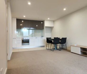 1Bedrooms, 1Bathrooms - Photo 2