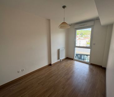 Location Appartement 4 pièces 85m² - Photo 5