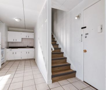 - 1 Bedroom at Hillsboro Place - Photo 2