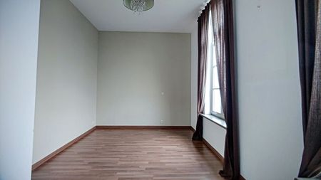 Prachtige ruime woning in voormalig schoolgebouw - Photo 4