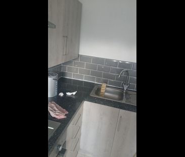 1 Bed Flat, St John's S, S60 - Photo 4