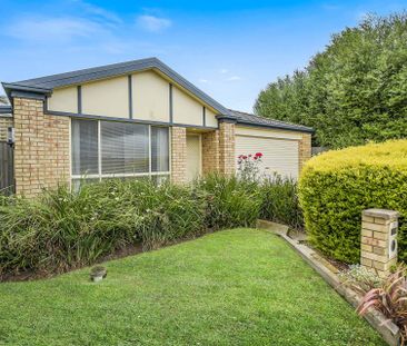 Family-Friendly Home with Solar Panels in an ideal location *Availa... - Photo 1