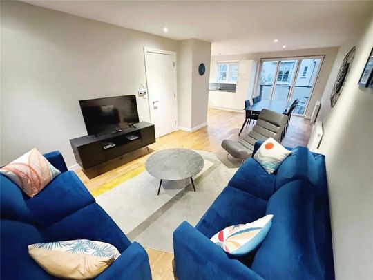 3 bedroom terraced house to rent - Photo 1