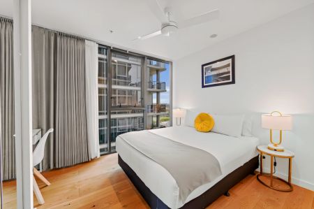 Studio Apartment - Photo 2