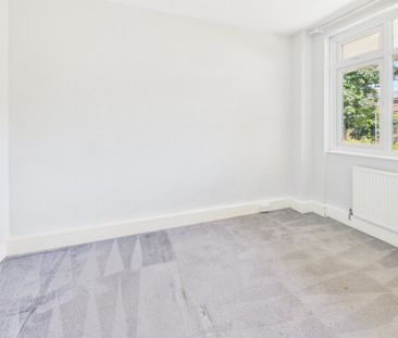 Belvedere Mansions, Clive Court, Slough,SL1 - Photo 2