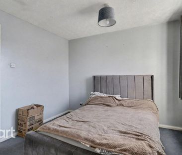 2 bedroom semi-detached house to rent - Photo 4