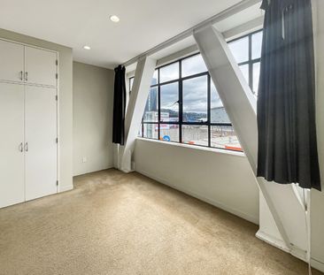 Welcome to 16/125 Thorndon Quay - Photo 3