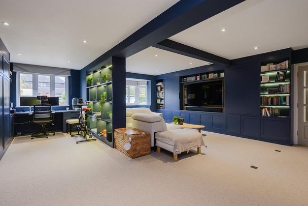 5 bedroom detached house to rent - Photo 1