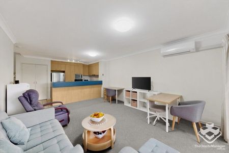 Furnished 2B2B Apartment at heart of Toowong - Photo 4